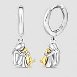 Náušnice s objatím psov a okrúhlym uzáverom