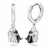 Náušnice s objatím psov a okrúhlym uzáverom